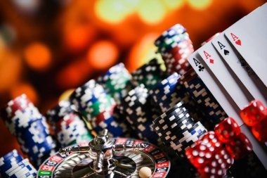 Live Shio Table dealer with cards and betting interface on ransjitu login mobile